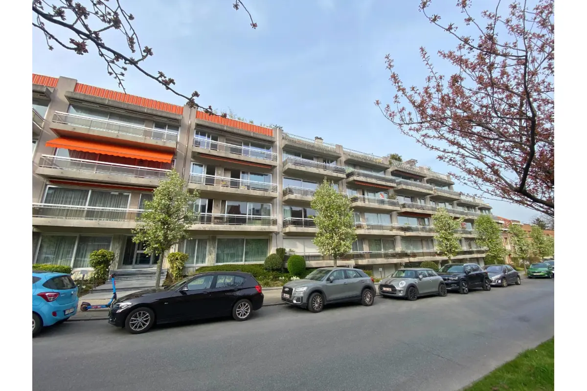 Appartement te  in Sint-Lambrechts-Woluwe 1200 450000.00€ 3 slaapkamers 124.00m² - Zoekertje 642469