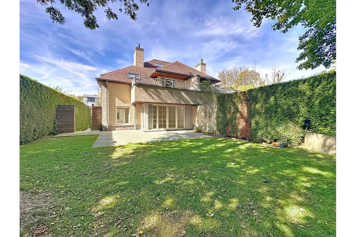 Maison à louer à Uccle 1180 3850.00€ 4 chambres 289.00m² - annonce 641711