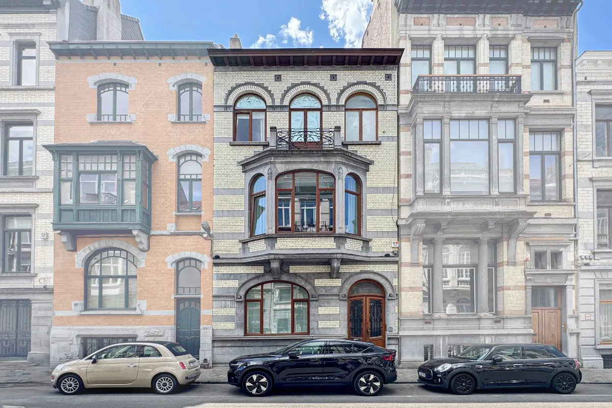 Huis te  koop in Elsene 1050 1650000.00€ 5 slaapkamers 455.00m² - Zoekertje 641756