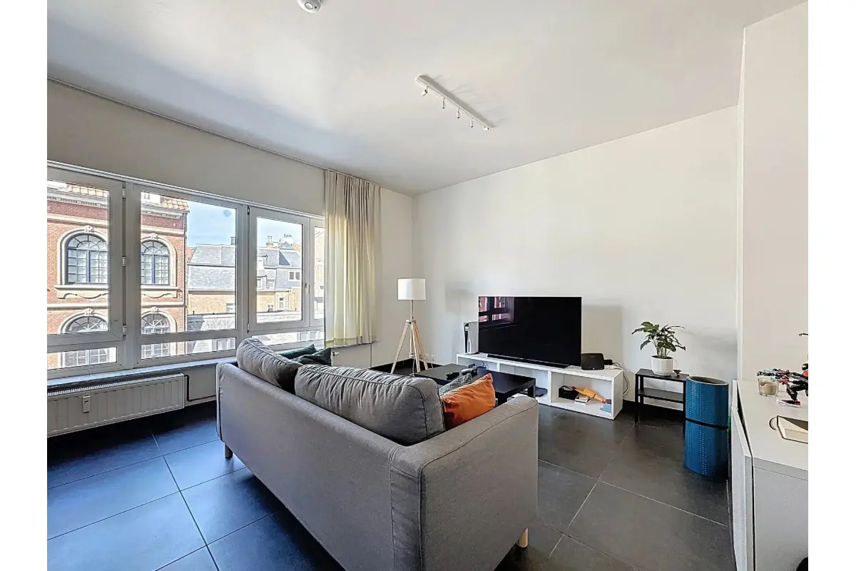 Appartement te  koop in Elsene 1050 280000.00€ 1 slaapkamers 61.00m² - Zoekertje 642428
