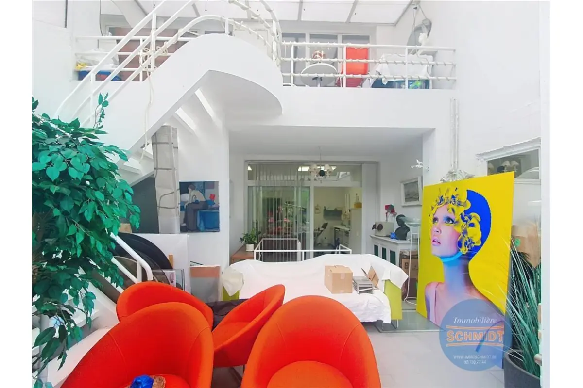 Mixgebouw te  koop in Elsene 1050 1280000.00€ 6 slaapkamers 325.00m² - Zoekertje 641930