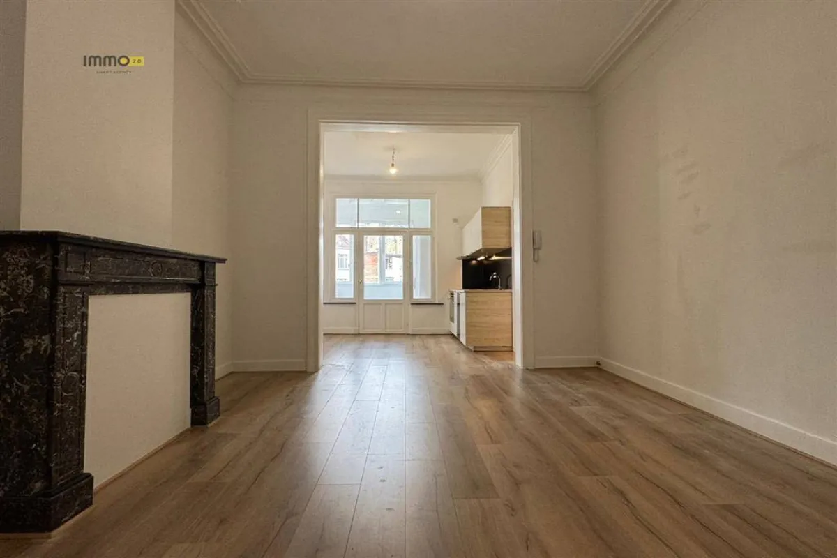 Appartement te  huur in Vorst 1190 1050.00€ 1 slaapkamers 61.00m² - Zoekertje 642158