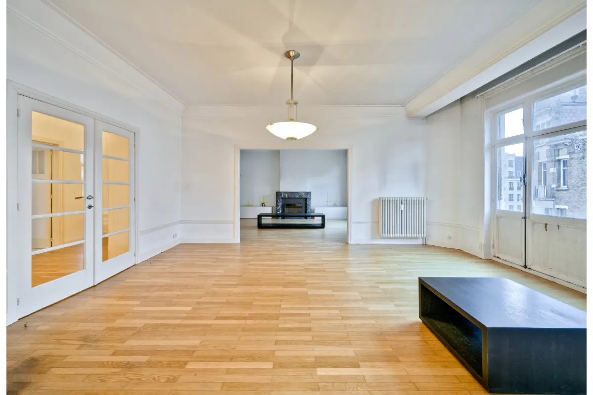 Appartement te  in Elsene 1050 990000.00€ 3 slaapkamers 215.00m² - Zoekertje 642295