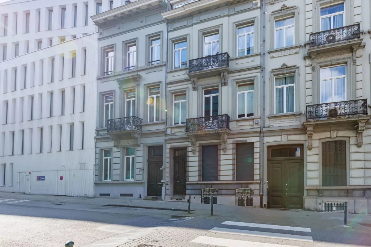 Huis te  koop in Brussel 1000 3705160.00€ 5 slaapkamers 733.00m² - Zoekertje 641700