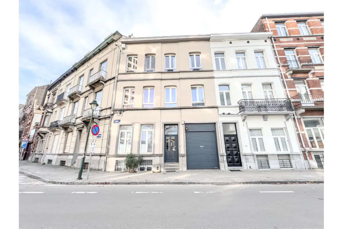 Appartement te  koop in Anderlecht 1070 215000.00€ 1 slaapkamers 80.00m² - Zoekertje 643484