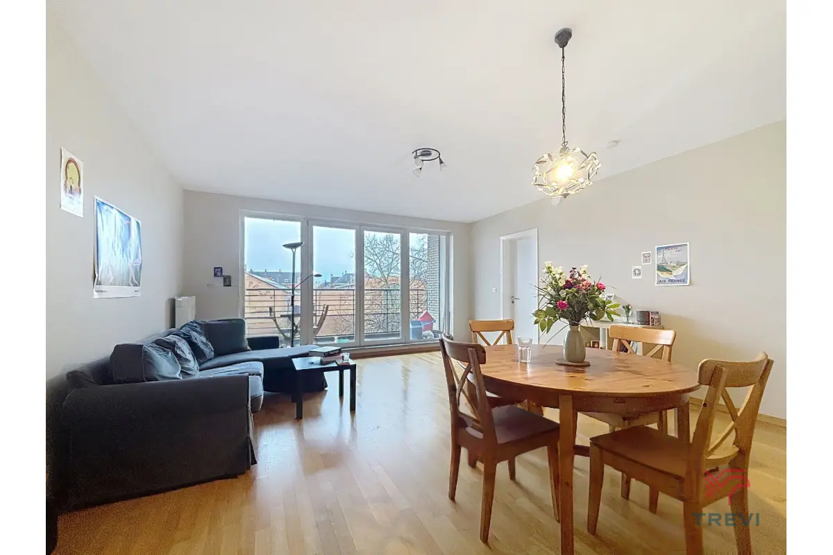 Appartement à louer à Etterbeek 1040 1200.00€ 1 chambres 78.00m² - annonce 643497