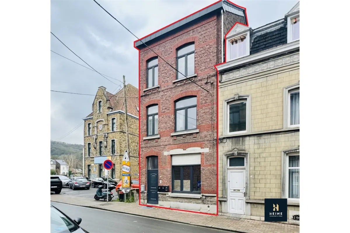 Appartementsgebouw te  koop in Andenne 5300 299000.00€ 4 slaapkamers 175.00m² - Zoekertje 643190