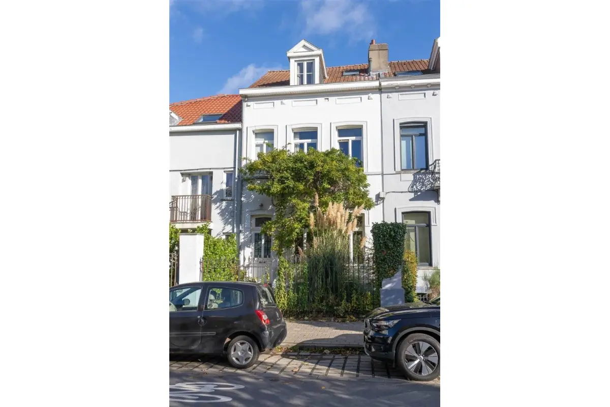 Herenhuis te  in Vorst 1190 650000.00€ 4 slaapkamers 185.00m² - Zoekertje 642927