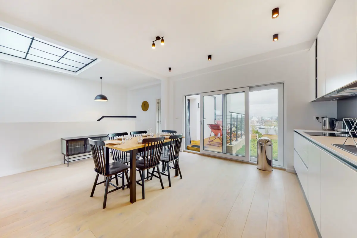 Duplex te  koop in Schaarbeek 1030 599000.00€ 6 slaapkamers 190.00m² - Zoekertje 678310