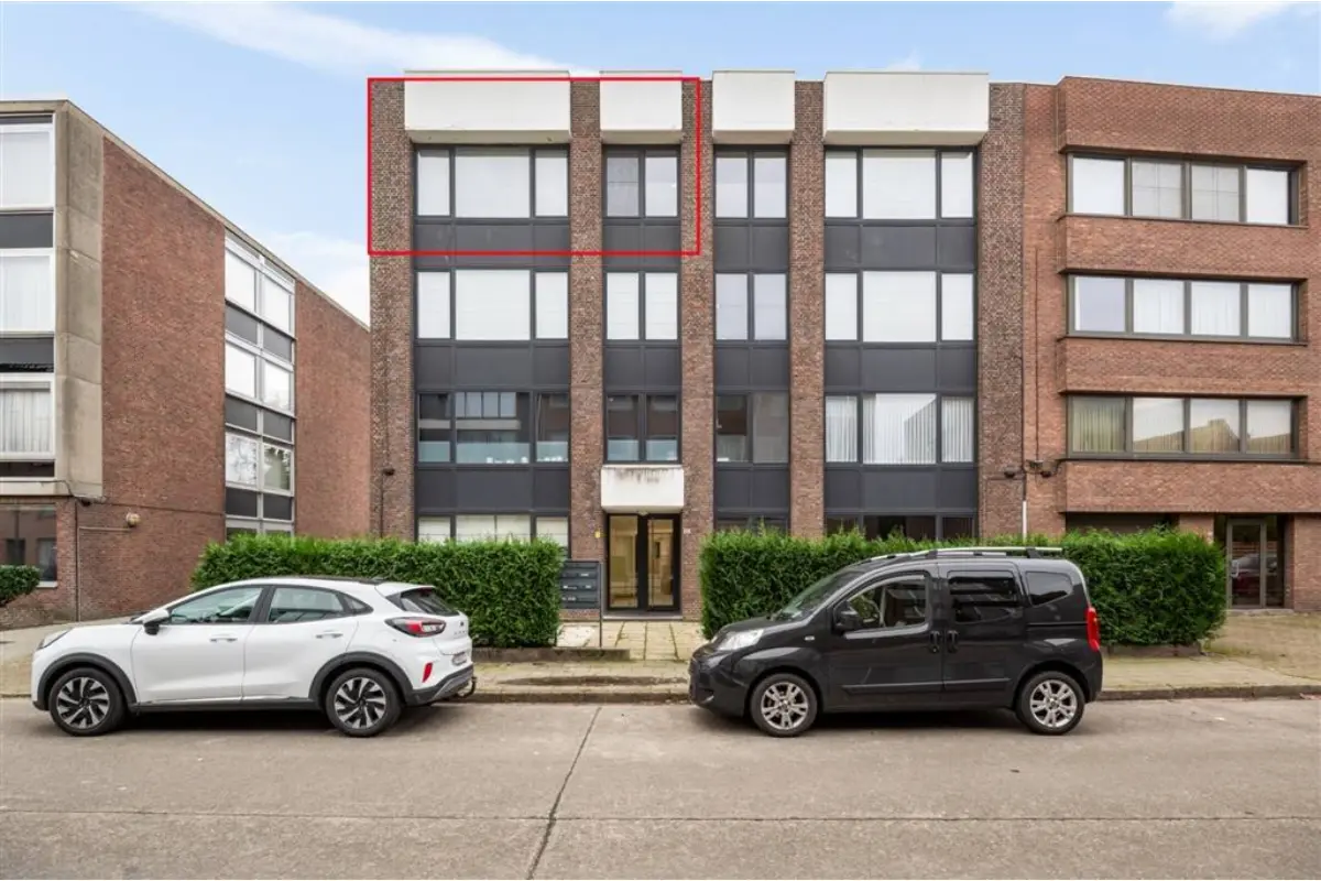 Appartement te  koop in Turnhout 2300 204000.00€ 2 slaapkamers 98.00m² - Zoekertje 642732