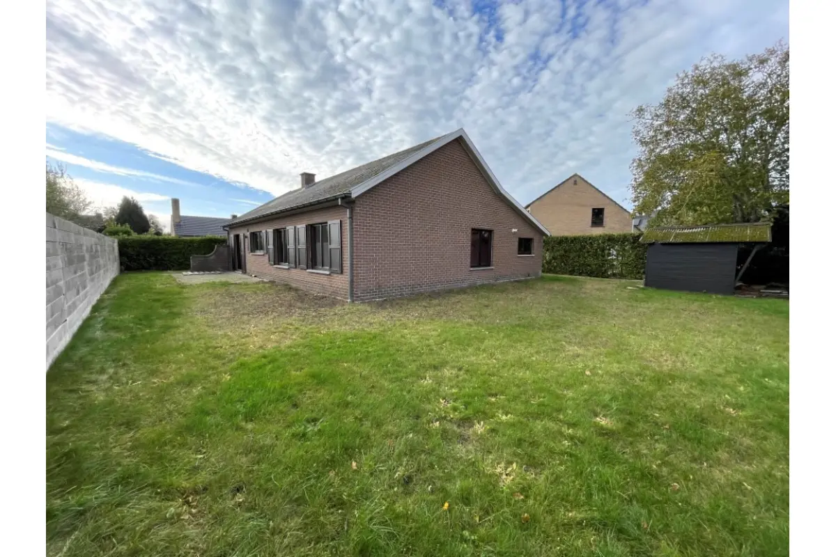 Maison à vendre à Sint-Kruis 8310 329000.00€ 3 chambres m² - annonce 642676