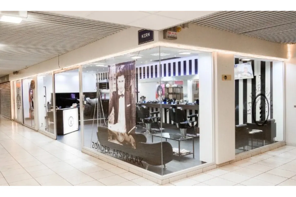 Appartementsgebouw te  koop in Wilrijk 2610 140000.00€  slaapkamers m² - Zoekertje 643080