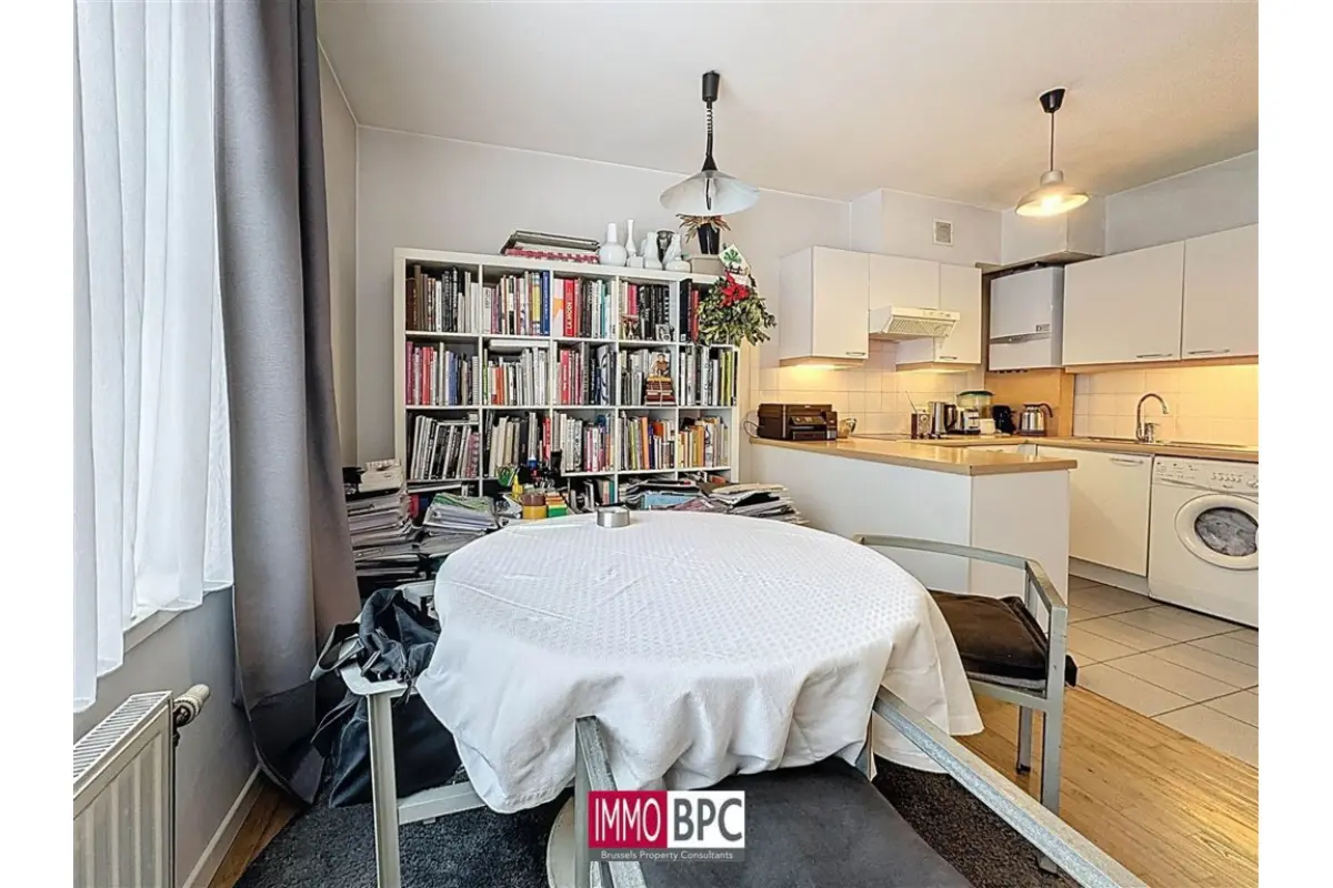 Appartement te  koop in Elsene 1050 269000.00€ 1 slaapkamers 60.00m² - Zoekertje 643447