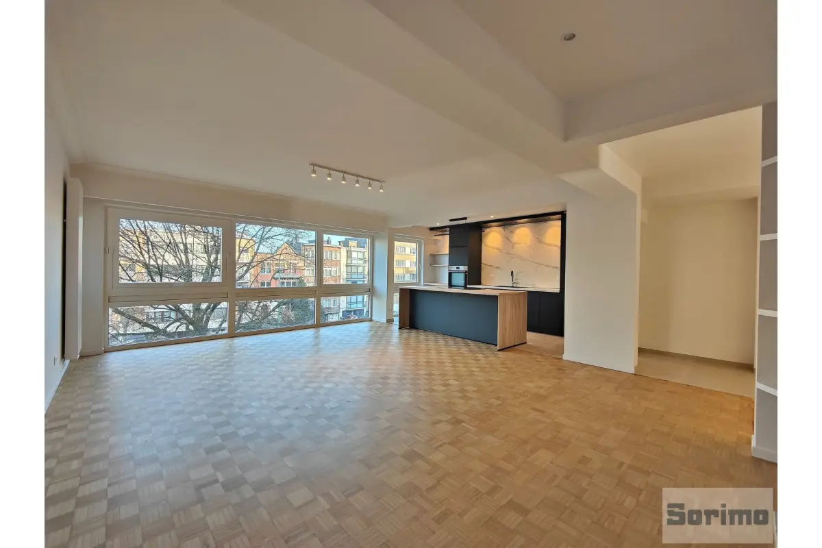 Appartement te  huur in Sint-Lambrechts-Woluwe 1200 1600.00€ 2 slaapkamers 105.00m² - Zoekertje 642916