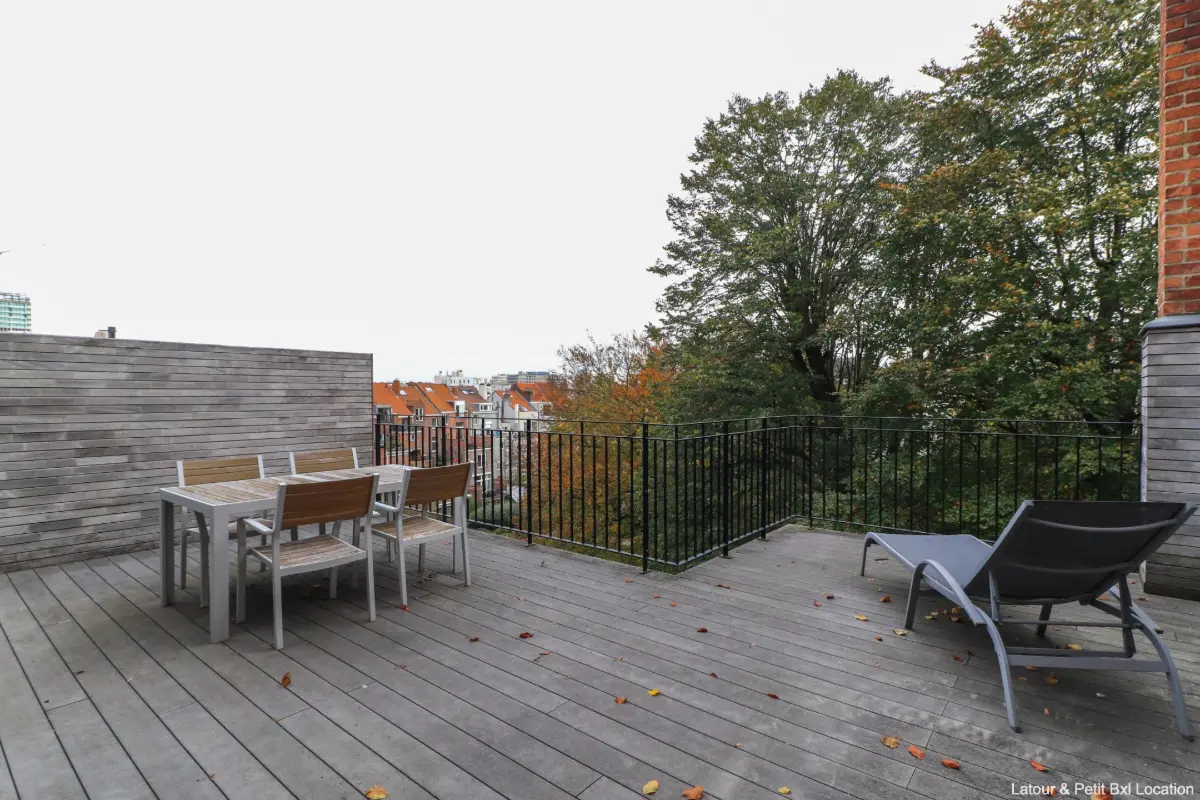 Appartement te  huur in Elsene 1050 1600.00€ 1 slaapkamers 85.00m² - Zoekertje 643066