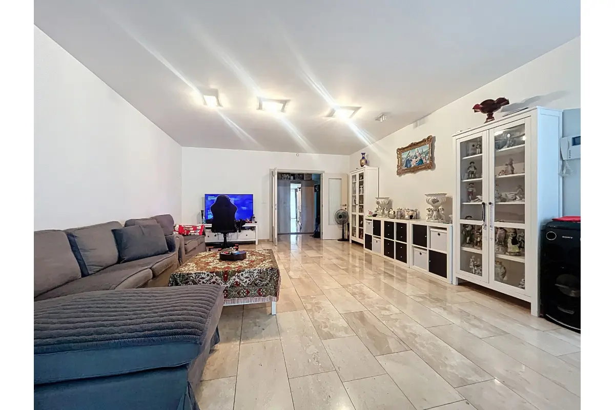 Appartement te  koop in Elsene 1050 489000.00€ 2 slaapkamers 128.00m² - Zoekertje 644155