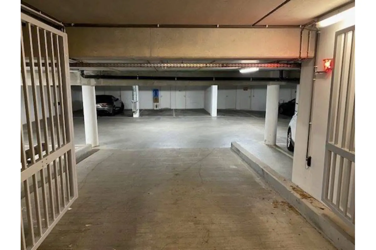 Box à vendre à Bruxelles 1000 34000.00€  chambres m² - annonce 643987