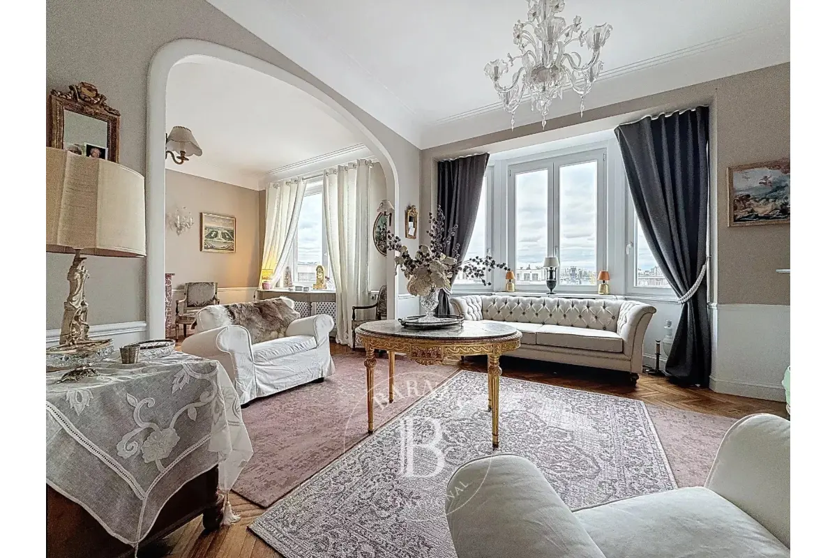 Appartement te  koop in Elsene 1050 690000.00€ 2 slaapkamers 127.00m² - Zoekertje 644194