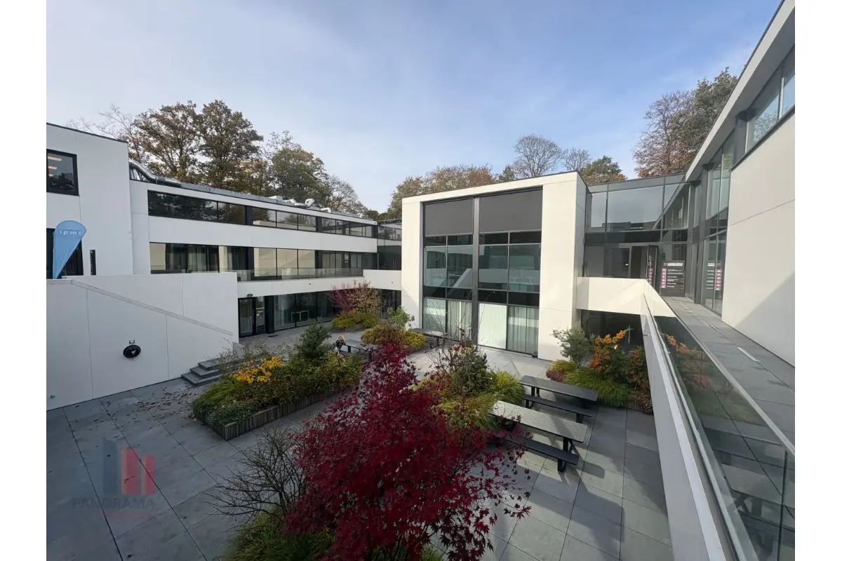 Handelszaak te  huur in Sint-Denijs-Westrem 9051 8413.00€  slaapkamers 673.00m² - Zoekertje 643707