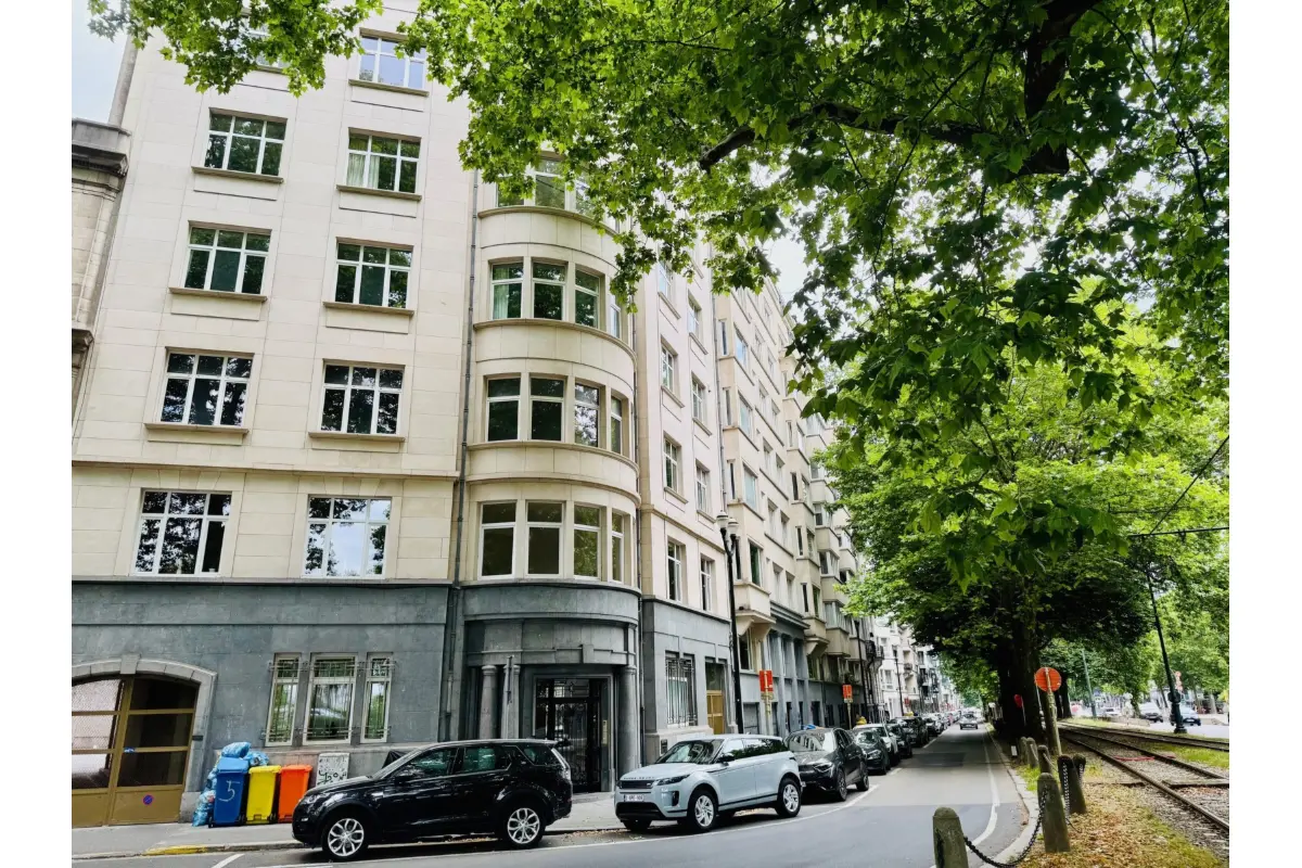 Appartement te  huur in Elsene 1050 1980.00€ 2 slaapkamers 180.00m² - Zoekertje 644035