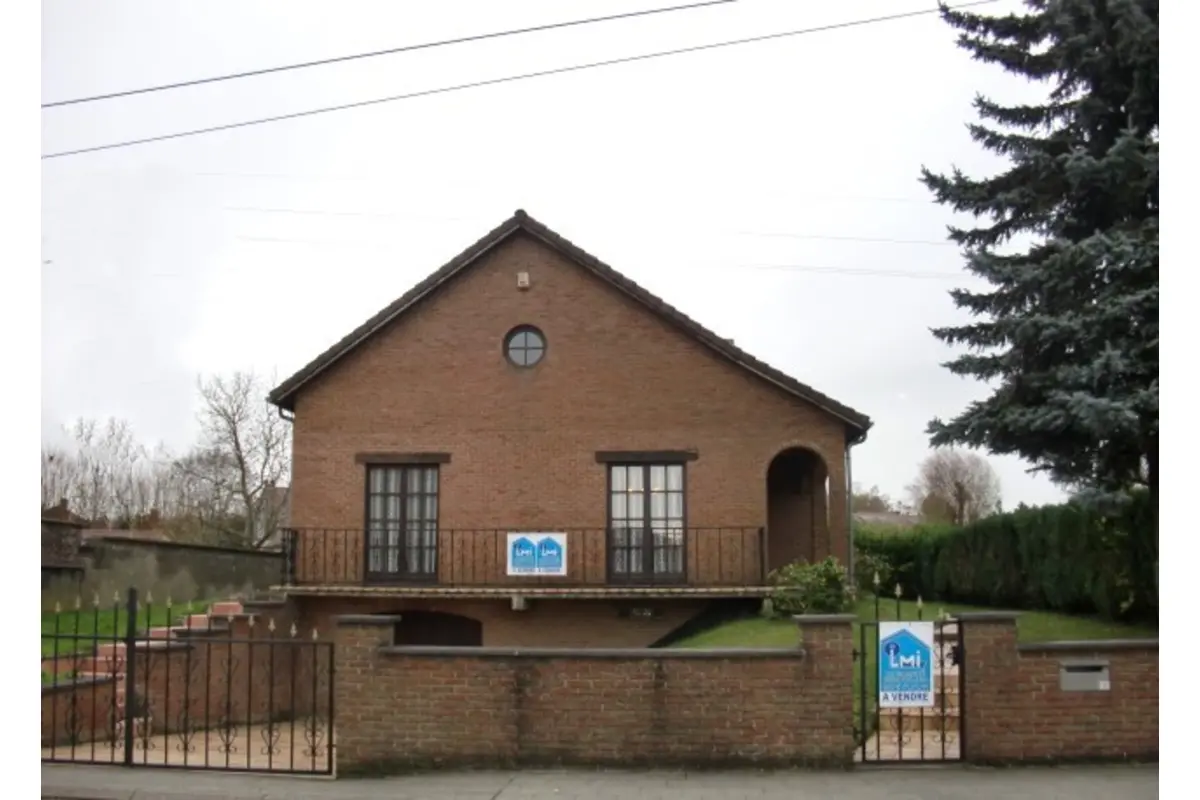 Villa te  koop in Baudour 7331 380000.00€ 3 slaapkamers 264.00m² - Zoekertje 643811