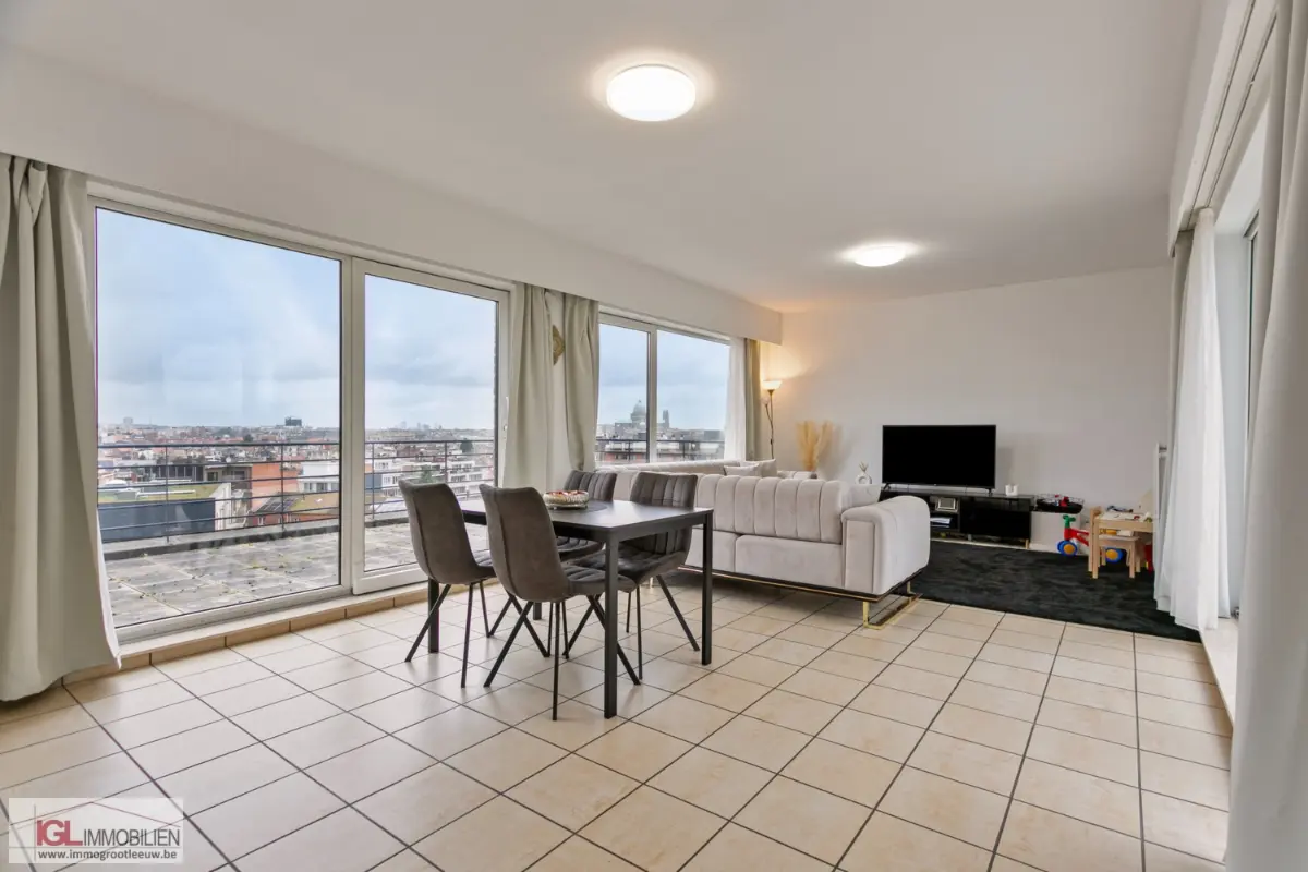 Penthouse à vendre à Molenbeek-Saint-Jean 1080 285000.00€ 2 chambres 101.00m² - annonce 643732