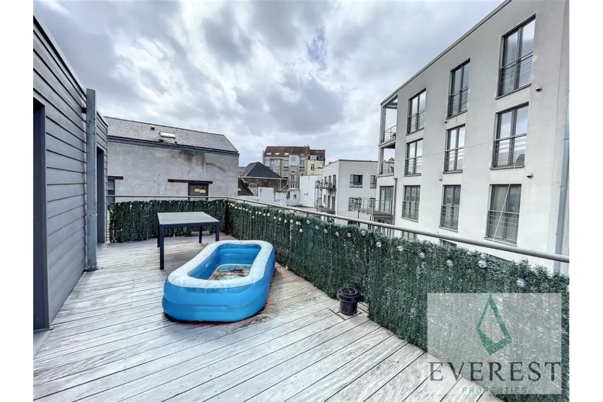 Appartement te  huur in Schaarbeek 1030 1750.00€ 3 slaapkamers 100.00m² - Zoekertje 644224