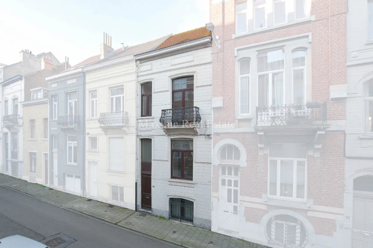 Herenhuis te  in Etterbeek 1040 495000.00€ 3 slaapkamers 178.00m² - Zoekertje 643966