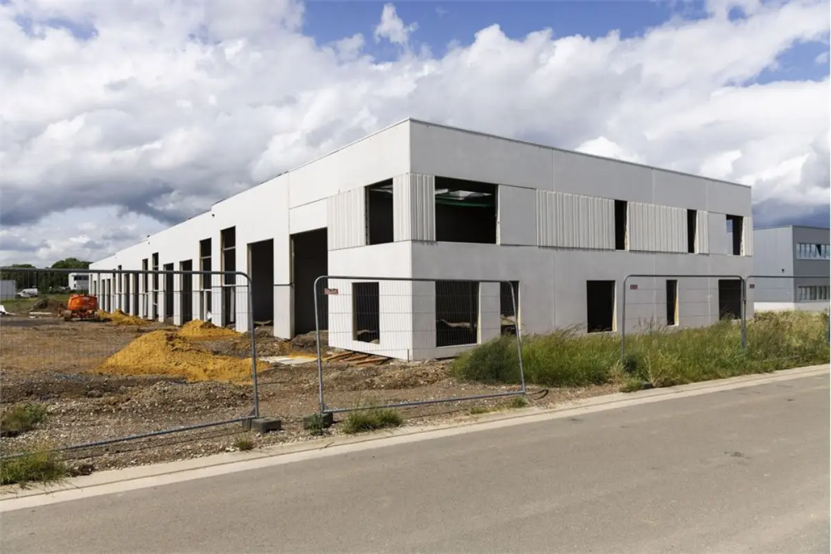 Handelszaak te  koop in Andenne 5300 177600.00€  slaapkamers m² - Zoekertje 643790