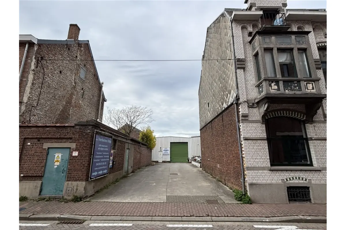 Handelszaak te  koop in Merchtem 1785 595000.00€  slaapkamers 400.00m² - Zoekertje 644668