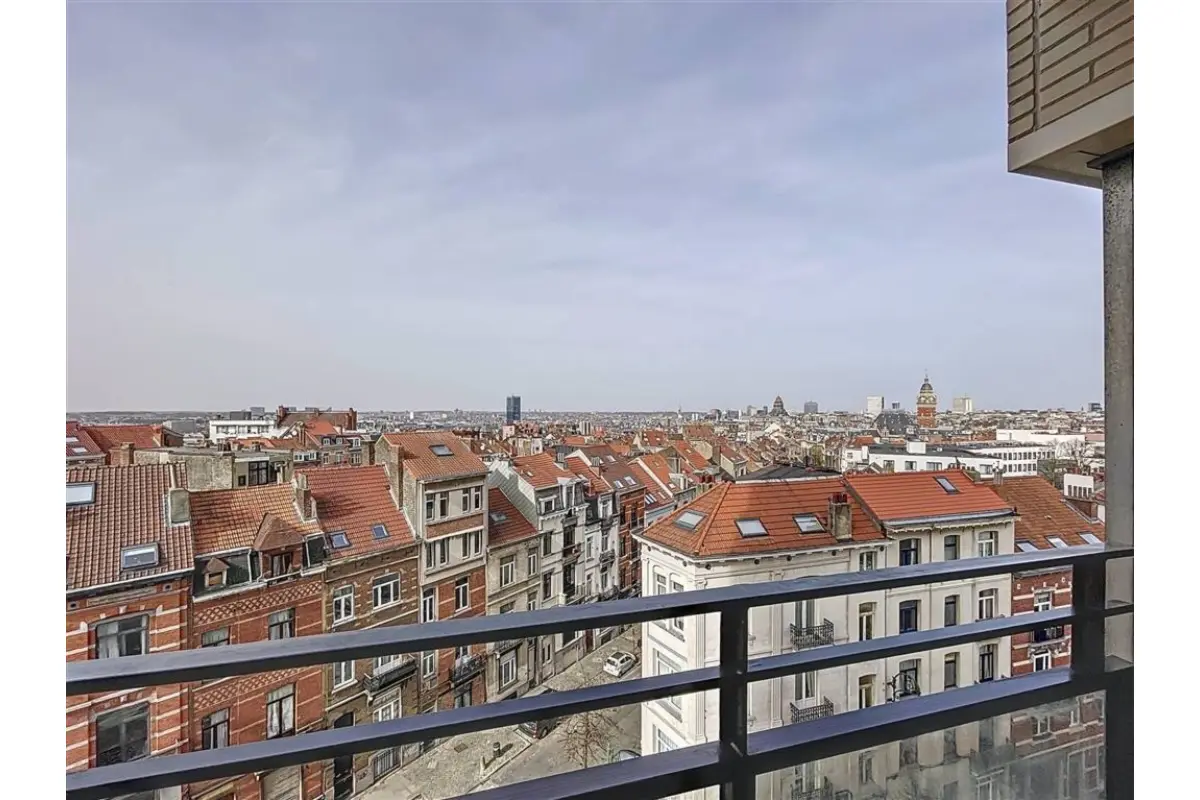 Appartement à  à Forest 1190 299000.00€ 2 chambres 90.00m² - annonce 644464