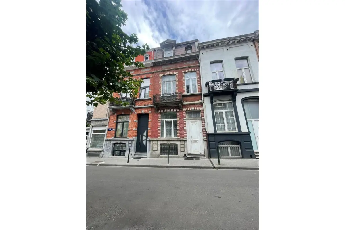 Maison à vendre à Saint-Josse-ten-Noode 1210 390000.00€ 5 chambres 150.00m² - annonce 644439