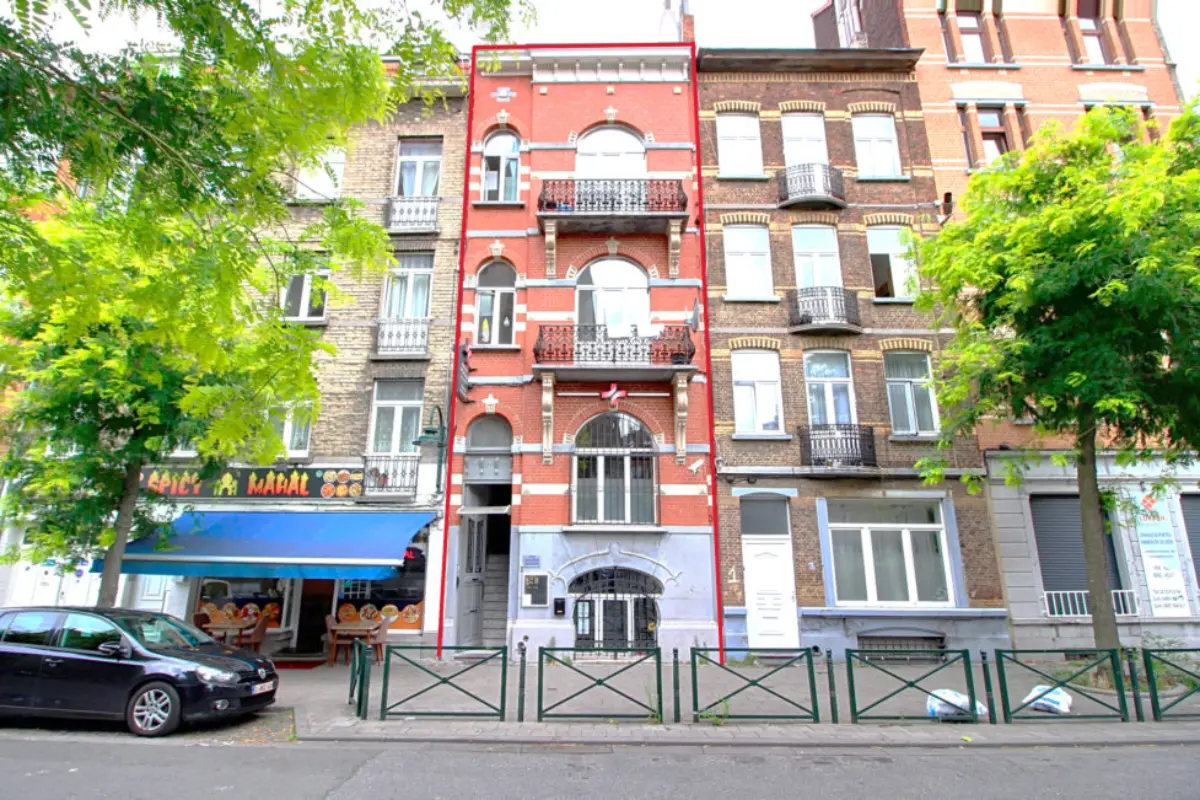 Appartementsgebouw te  koop in Anderlecht 1070 669000.00€ 3 slaapkamers 234.00m² - Zoekertje 644641