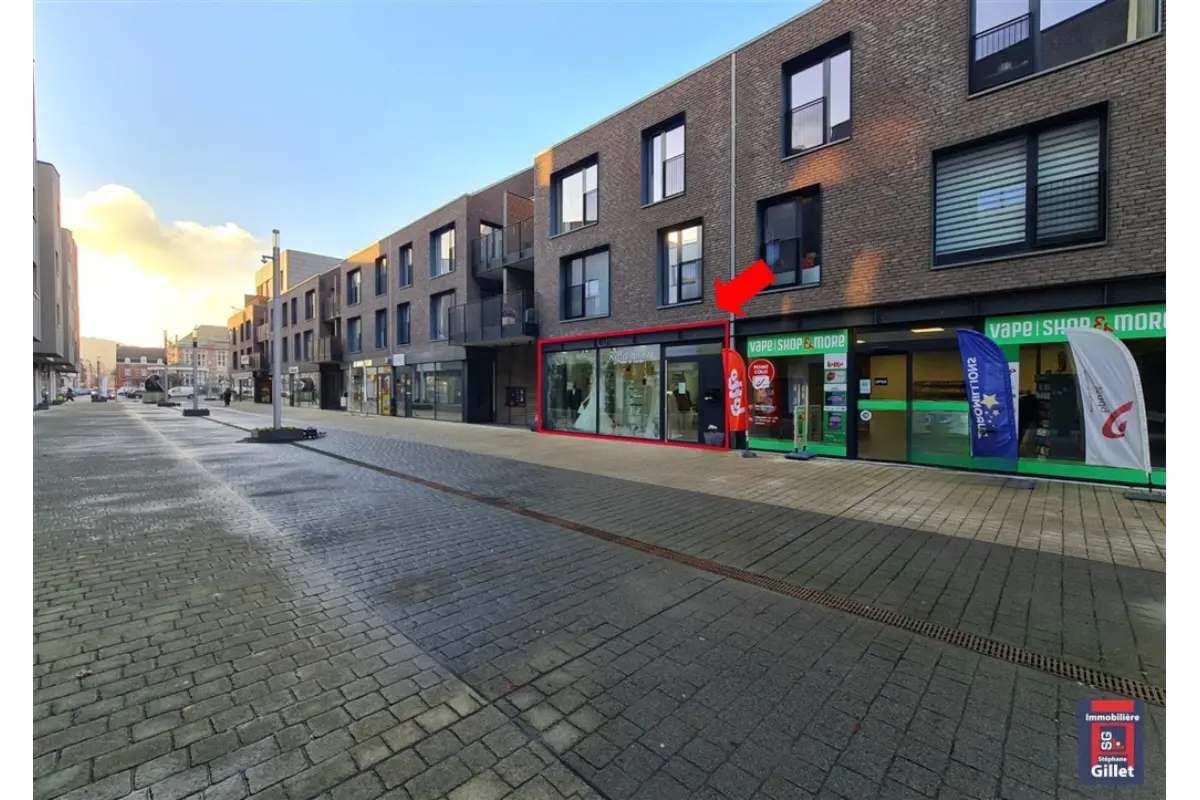 Handelszaak te  koop in Andenne 5300 225000.00€  slaapkamers m² - Zoekertje 644941