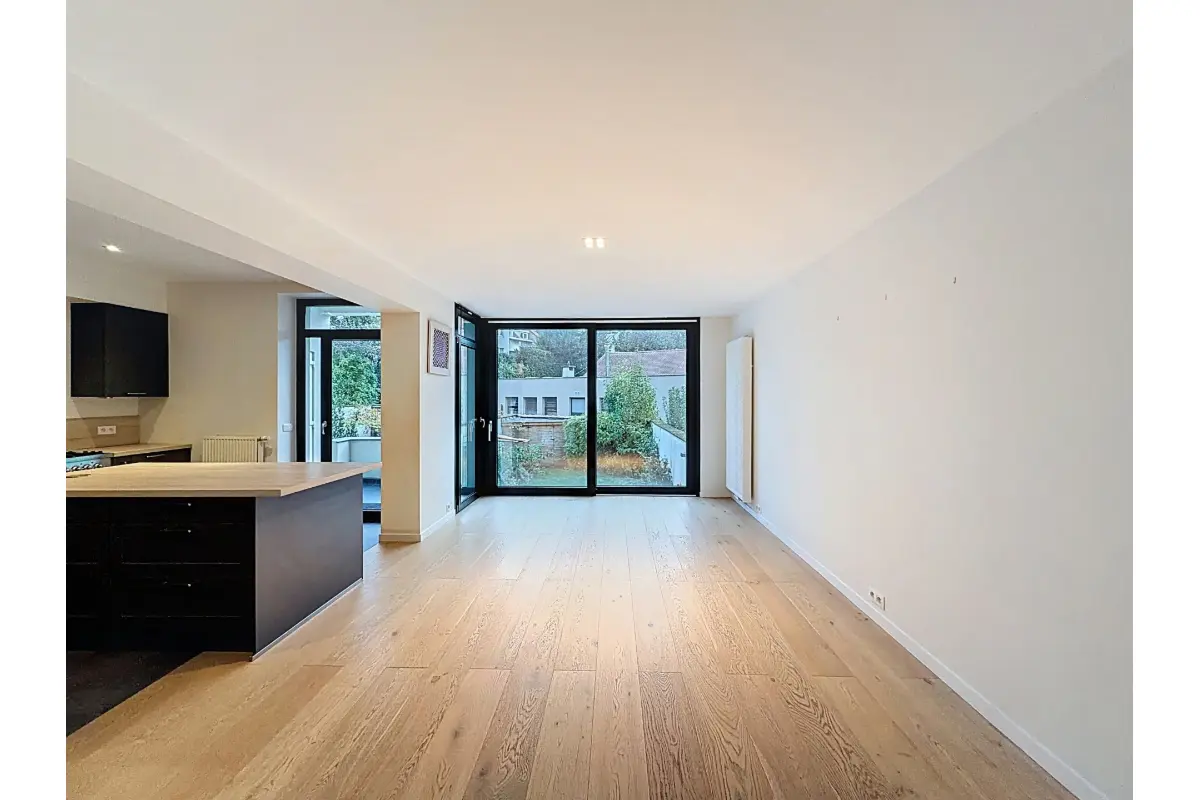 Duplex te  in Schaarbeek 1030 599000.00€ 4 slaapkamers 198.00m² - Zoekertje 645743