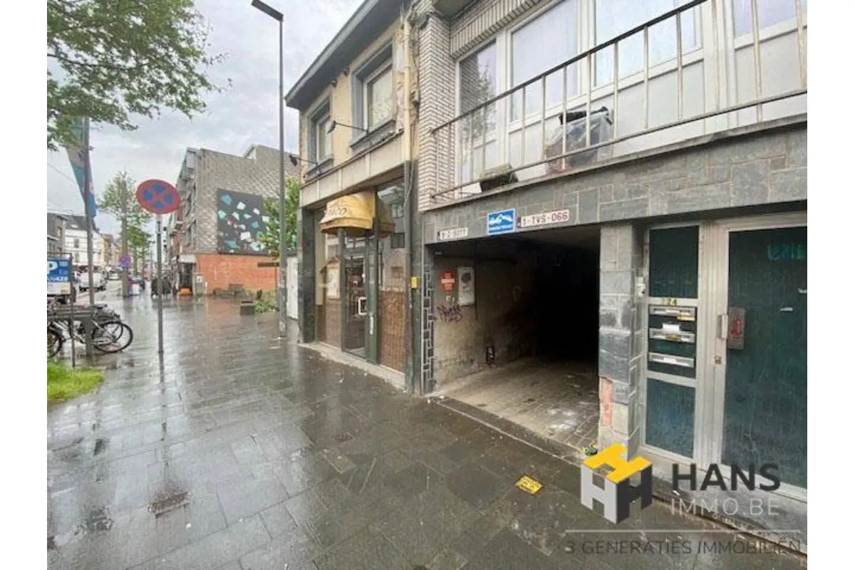 Parking & garage te  koop in Deurne 2100 100000.00€  slaapkamers m² - Zoekertje 645081
