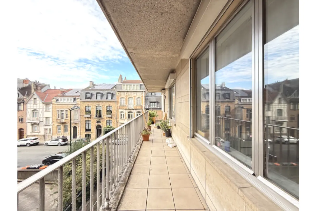 Appartement te  in Ukkel 1180 545000.00€ 3 slaapkamers 130.00m² - Zoekertje 645176