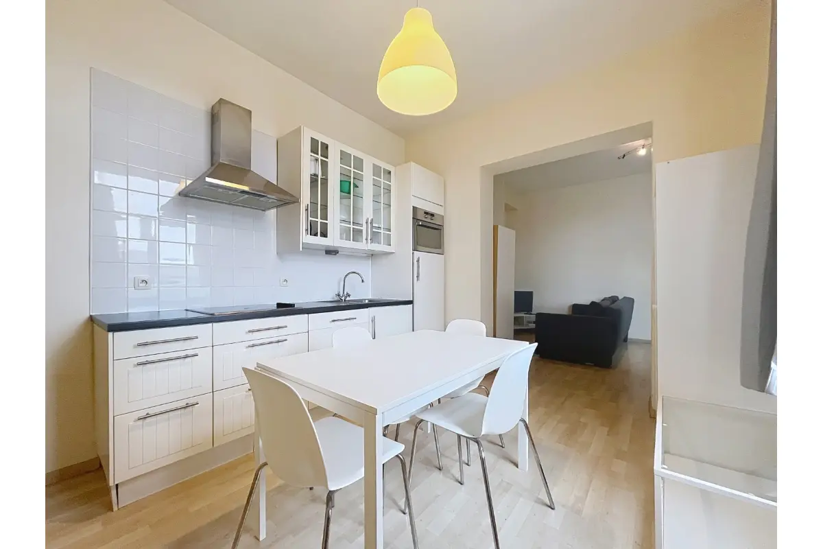 Studio à louer à Bruxelles 1000 950.00€  chambres 40.00m² - annonce 645350