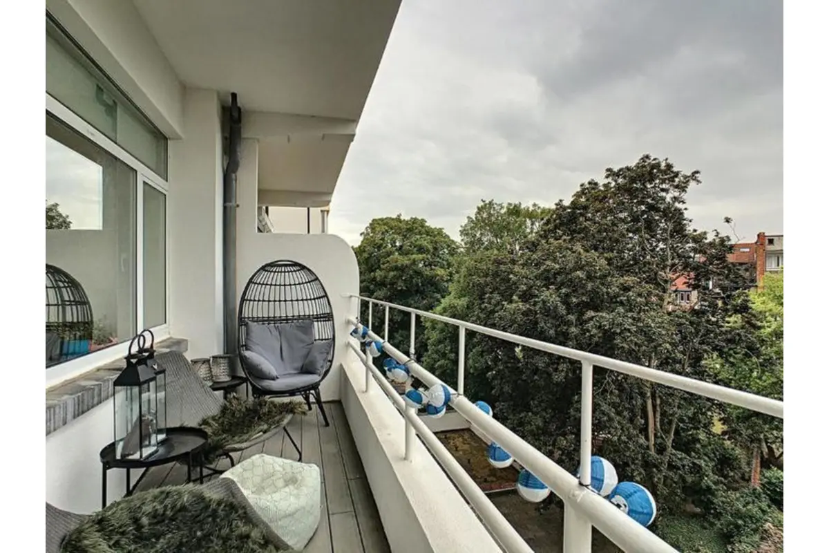 Appartement te  huur in Ukkel 1180 2585.00€ 4 slaapkamers 154.00m² - Zoekertje 645815