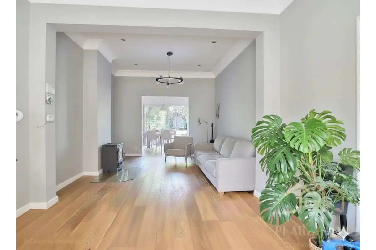 Huis te  koop in Ukkel 1180 534000.00€ 3 slaapkamers 196.00m² - Zoekertje 645112