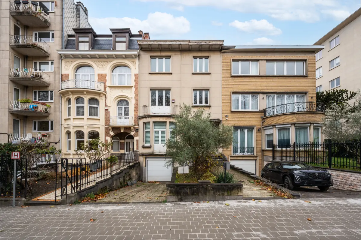 Huis te  koop in Schaarbeek 1030 1350000.00€ 5 slaapkamers 452.00m² - Zoekertje 645381