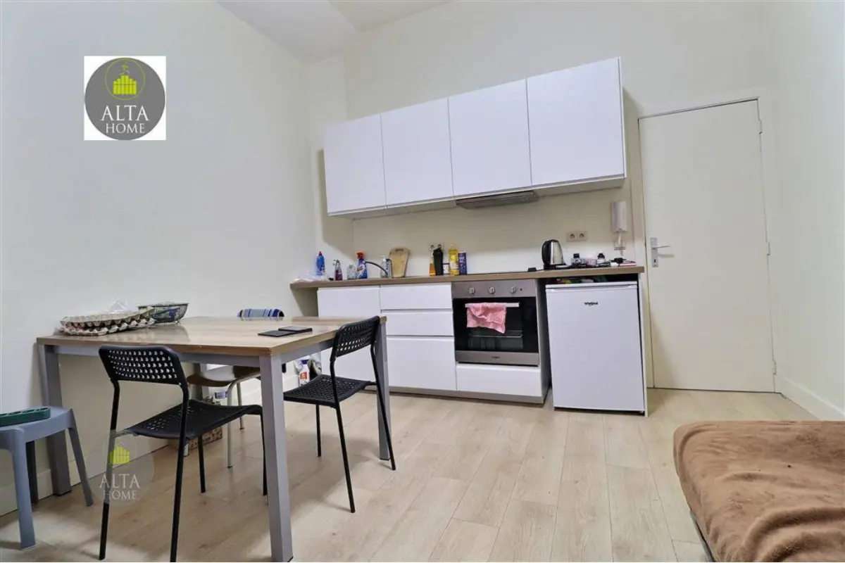 Huis te  koop in Schaarbeek 1030 580000.00€  slaapkamers m² - Zoekertje 645661