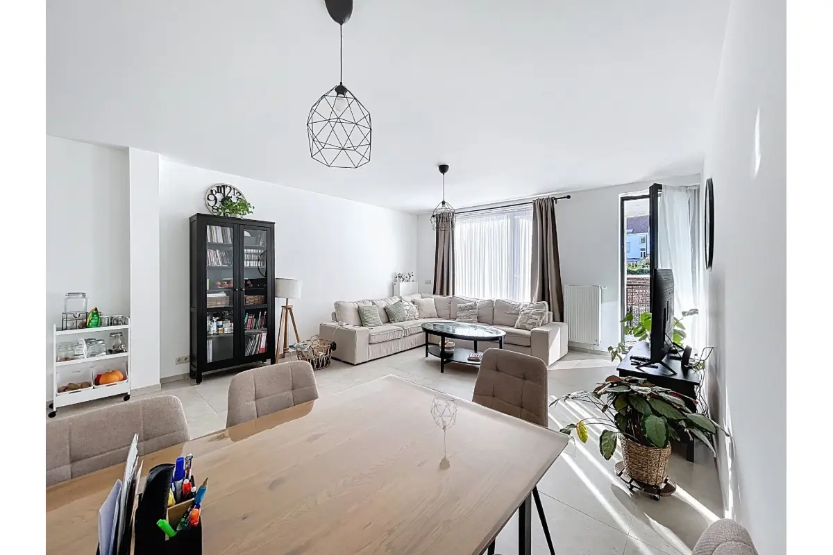 Appartement te  koop in Evere 1140 300000.00€ 2 slaapkamers 87.00m² - Zoekertje 645477