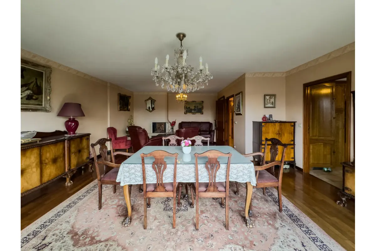 Appartement te  koop in Anderlecht 1070 299000.00€ 3 slaapkamers 120.00m² - Zoekertje 646570