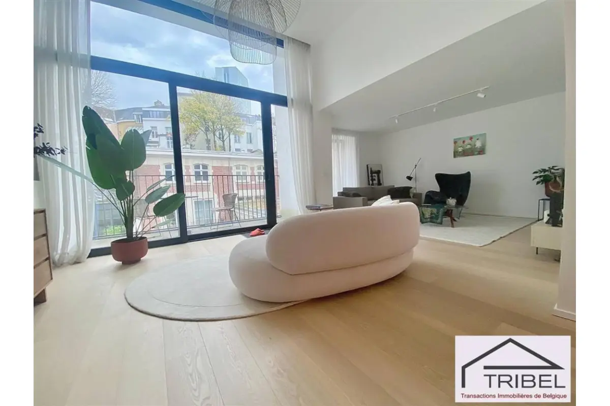 Appartement à  à Bruxelles 1000 2450.00€ 2 chambres 128.00m² - annonce 646446