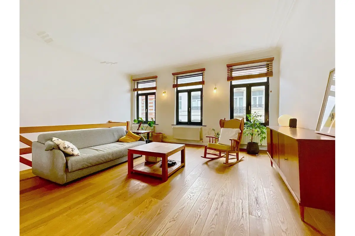 Appartement à vendre à Molenbeek-Saint-Jean 1080 449000.00€ 3 chambres 230.00m² - annonce 645990