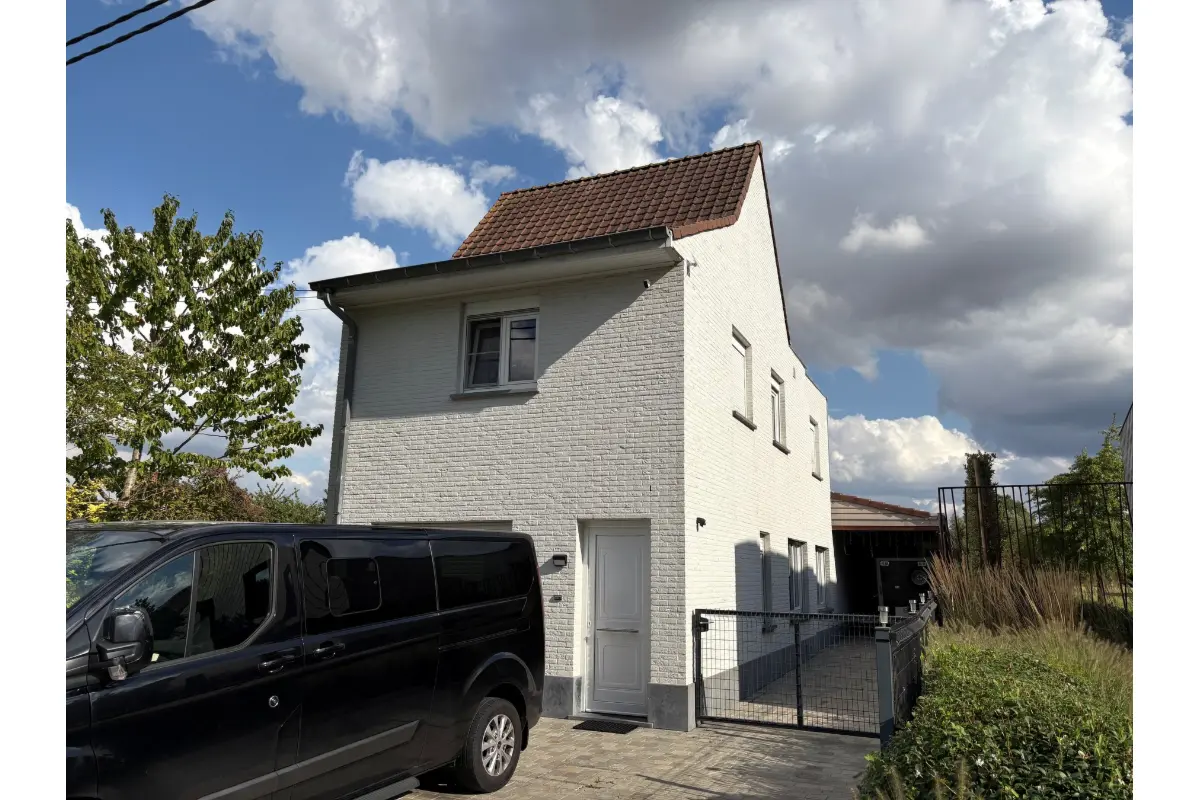 Maison à vendre à Oostwinkel 9931 385000.00€ 3 chambres 257.00m² - annonce 645957
