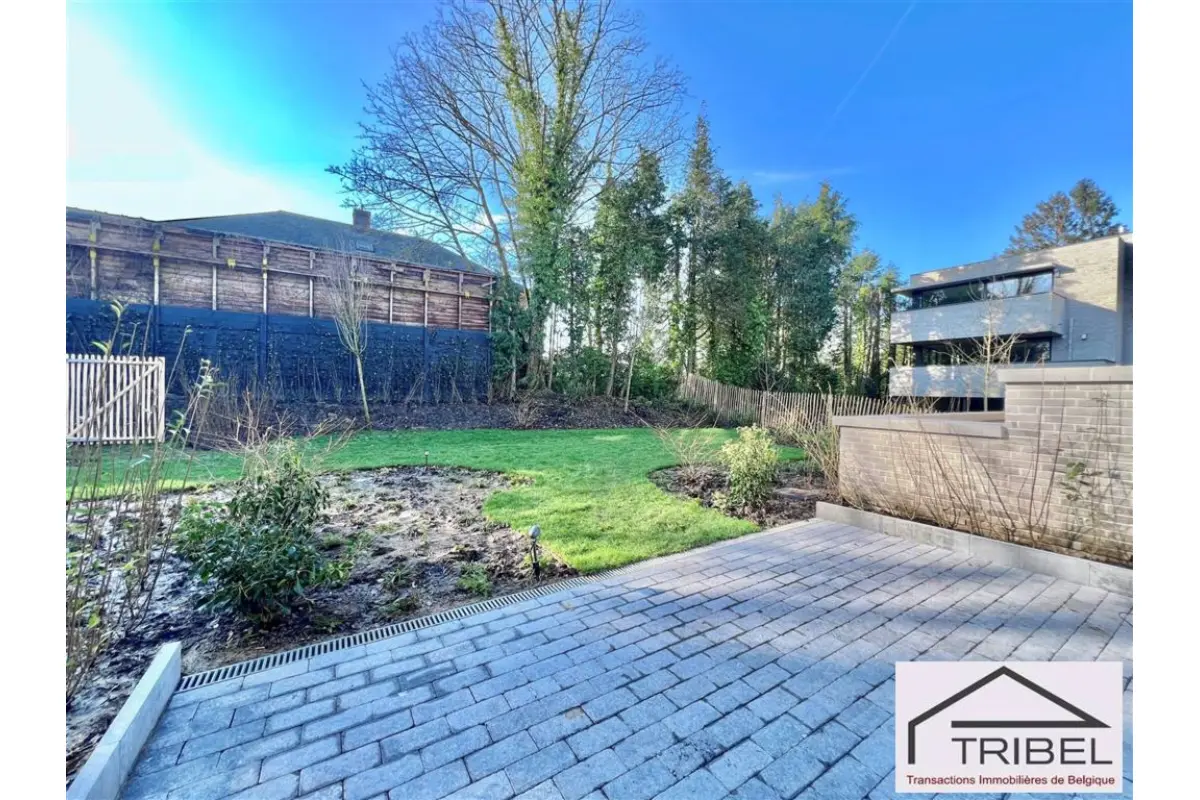 Appartement te  huur in Ukkel 1180 3550.00€ 3 slaapkamers 194.00m² - Zoekertje 646453