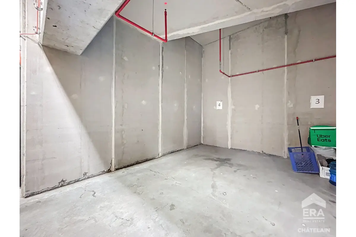 Parking te  in Brussel 1000 140.00€  slaapkamers m² - Zoekertje 646227