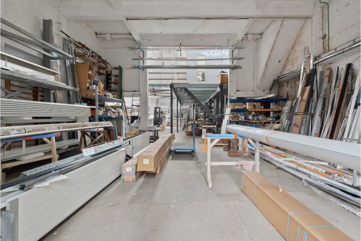 Handelszaak te  huur in Anderlecht 1070 5250.00€  slaapkamers 715.00m² - Zoekertje 646336